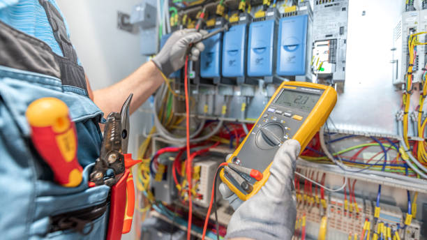 Best Affordable Electrician  in Minneapolis, MN